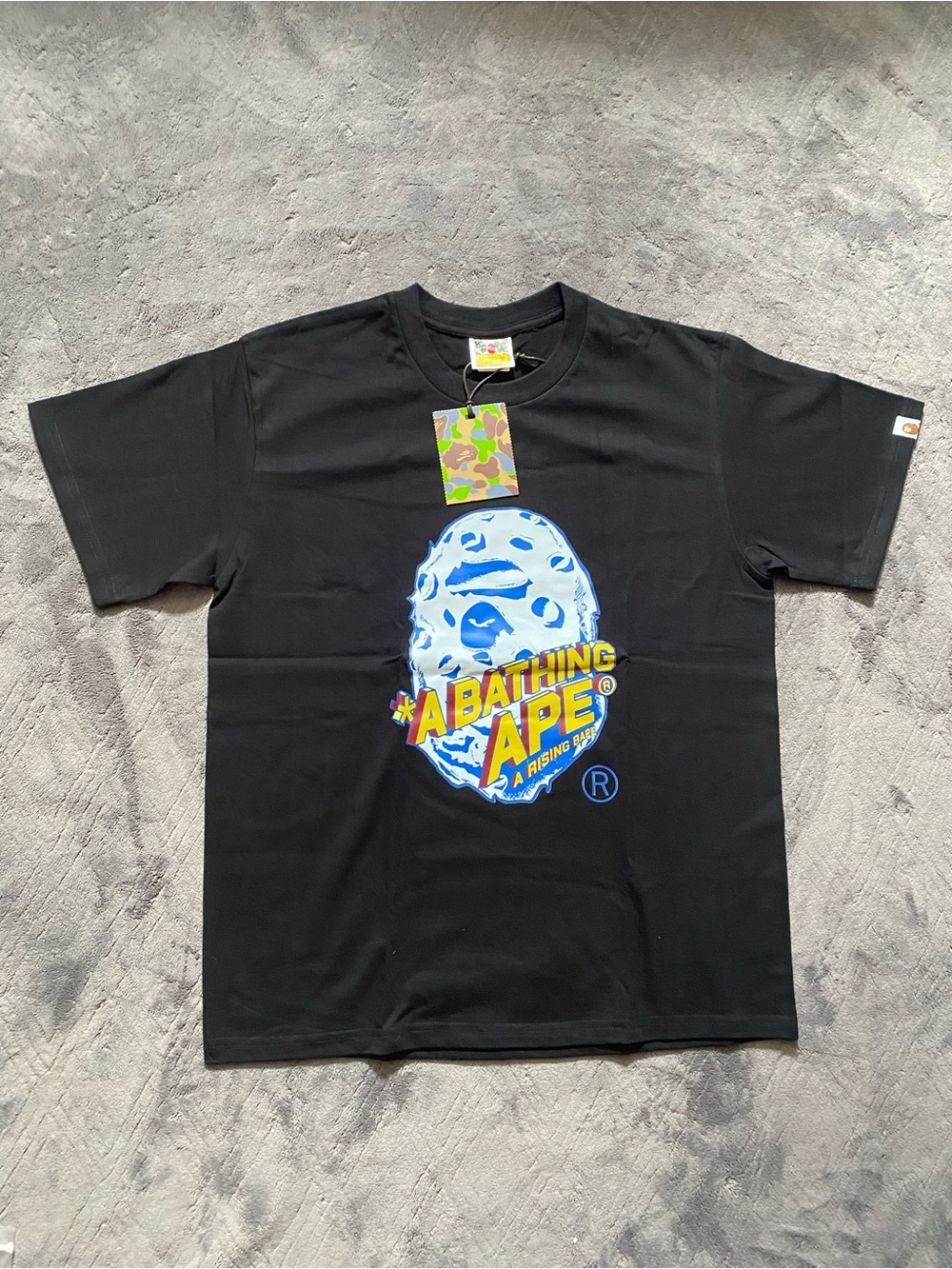 8 BAPE T-SHIRTS (2L,2S,4M) - Picture 6 of 9